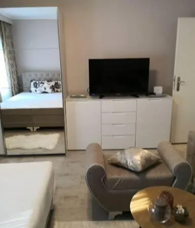 Uma Apartment *